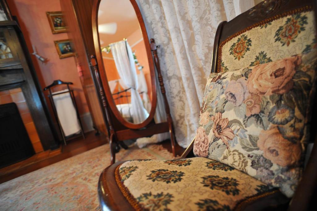 Hh Whitney House - A Bed & Breakfast On The Historic Esplanade New Orleans Ruang foto