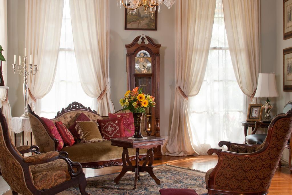 Hh Whitney House - A Bed & Breakfast On The Historic Esplanade New Orleans Bagian luar foto